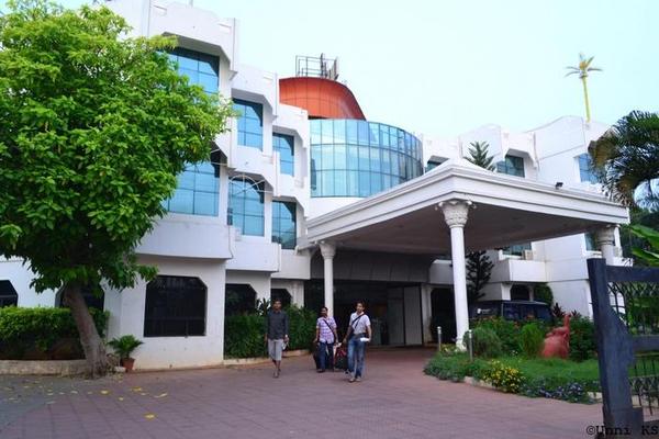 Hotel Star Residency